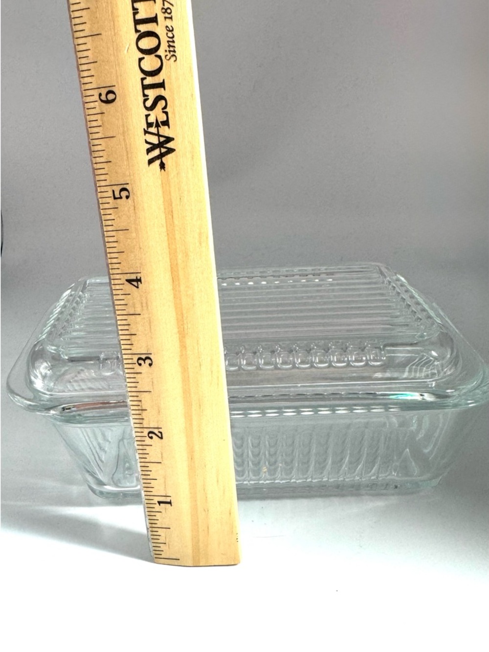 Vintage Ribbed Refrigerator Or Butter Dish - Picture 3 of 4